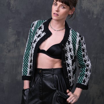 Kristen Stewart - Provocative and Androgynous Shoots in rdt_20240318_0738564499200626824368753.jpg - hidden celebrity photo